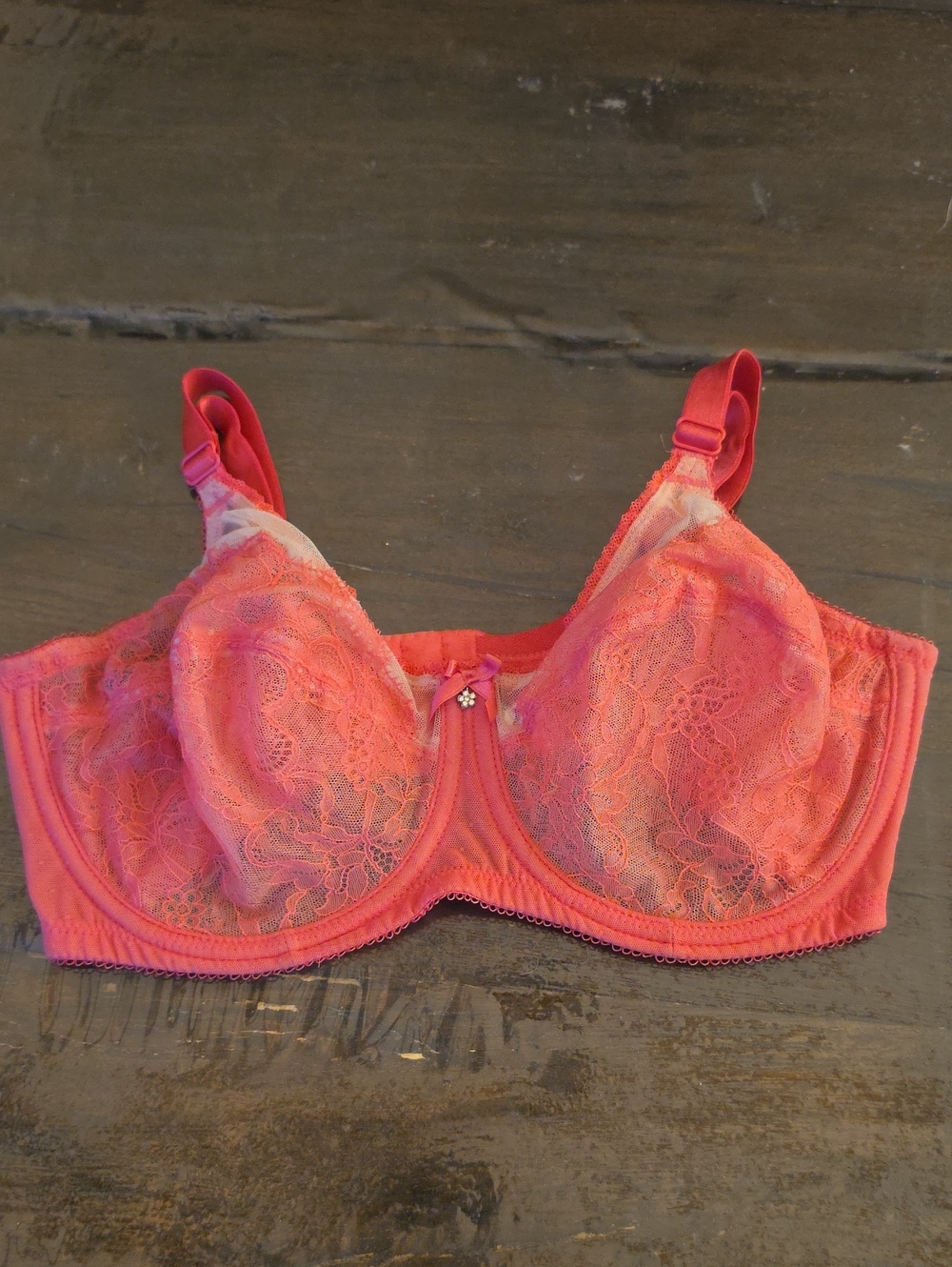 (36D) Wacoal Coral Lace Floral Underwire Bra Pretty Feminine Supportive Girly